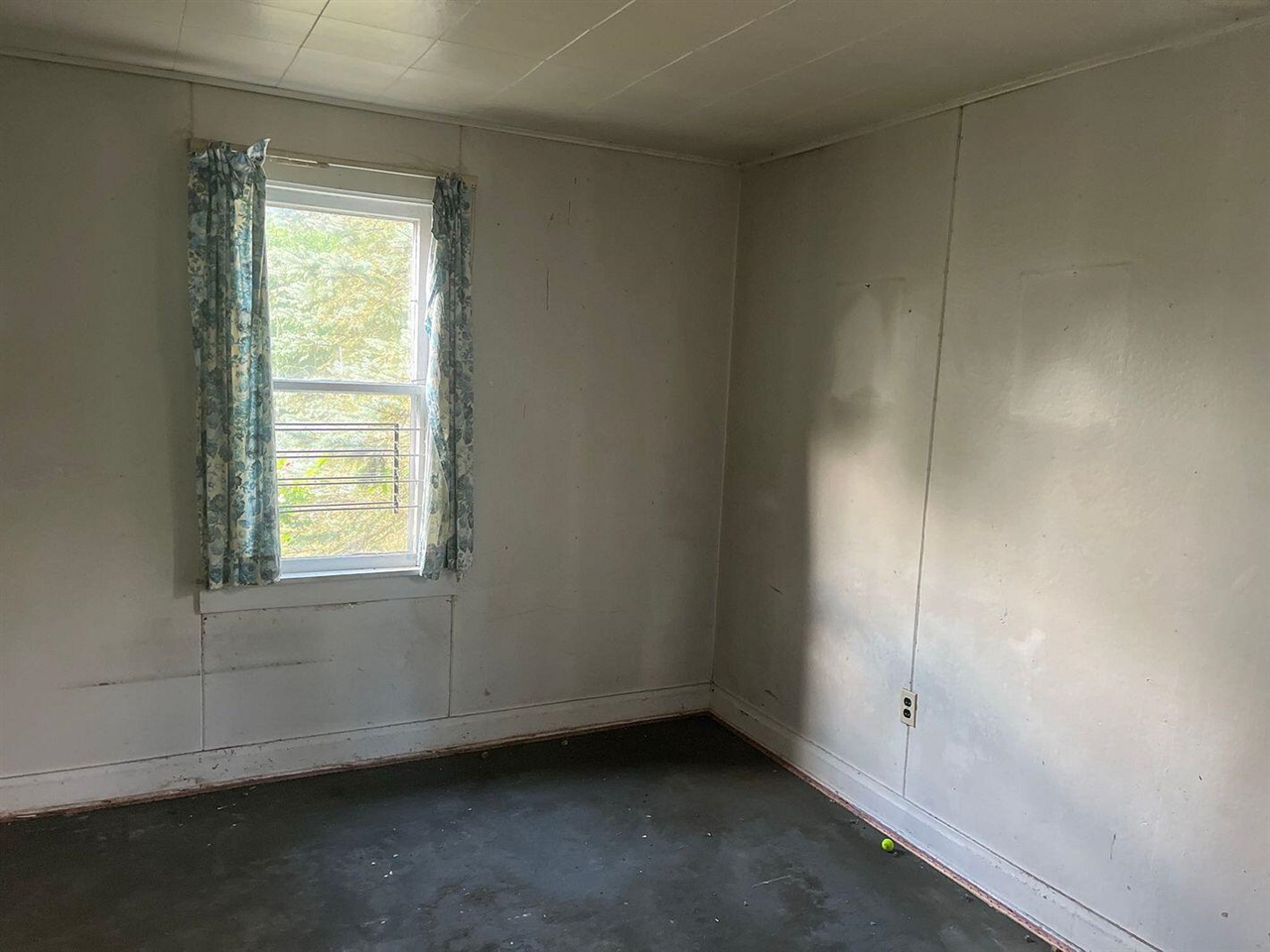 Photo 2 of Single family home for sale at 343 E Dubois, Idlewild, MI 49642 | MLS# 70558660 | Listing updated on 2026-09-25