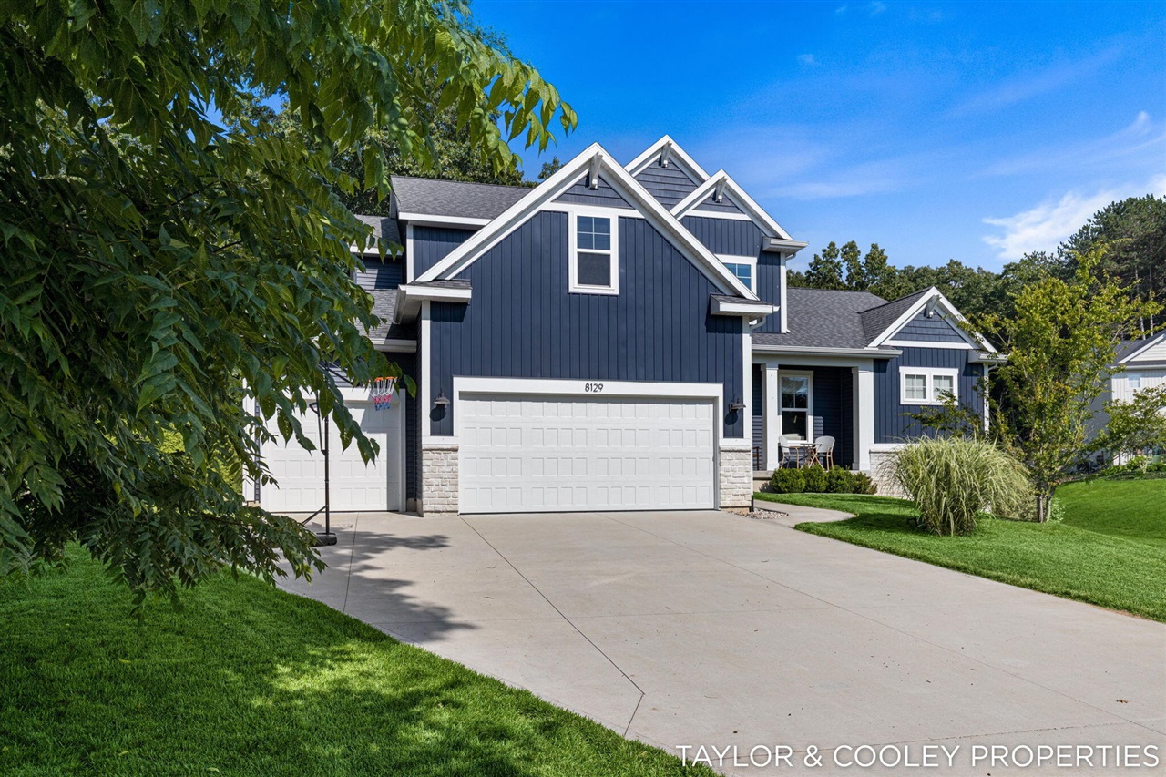Photo 3 of Single family home for sale at 8129 Honeysuckle Hl Ct, Grand Rapids, MI 49512 | MLS# 70558702 | Listing updated on 2026-09-19