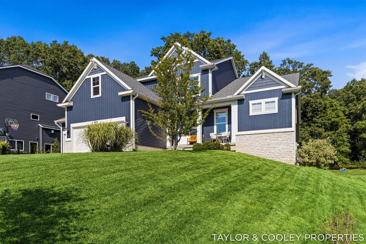 Photo 4 of Single family home for sale at 8129 Honeysuckle Hl Ct, Grand Rapids, MI 49512 | MLS# 70558702 | Listing updated on 2026-09-19