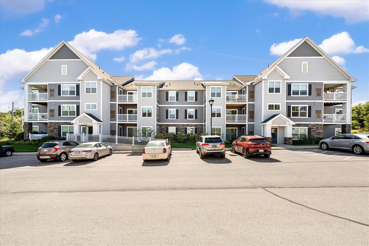 Photo 1 of Condo for sale at 3167 Blairview Pkwy #203, Grand Rapids, MI 49512 | MLS# 70558715 | Listing updated on 2026-09-16