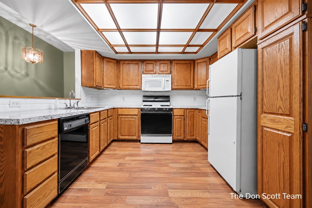 Photo 3 of Condo for sale at 1134 Amberwood W Dr, Byron Center, MI 49315 | MLS# 70558719 | Listing updated on 2026-09-16