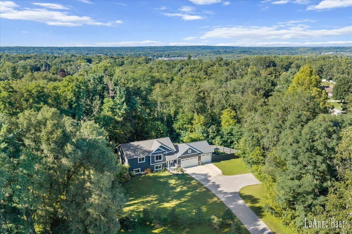 Photo 2 of Single family home for sale at 2939 5 Mile Rd, Grand Rapids, MI 49525 | MLS# 70558770 | Listing updated on 2026-09-17