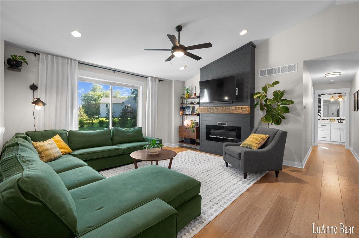 Photo 4 of Single family home for sale at 2939 5 Mile Rd, Grand Rapids, MI 49525 | MLS# 70558770 | Listing updated on 2026-09-17