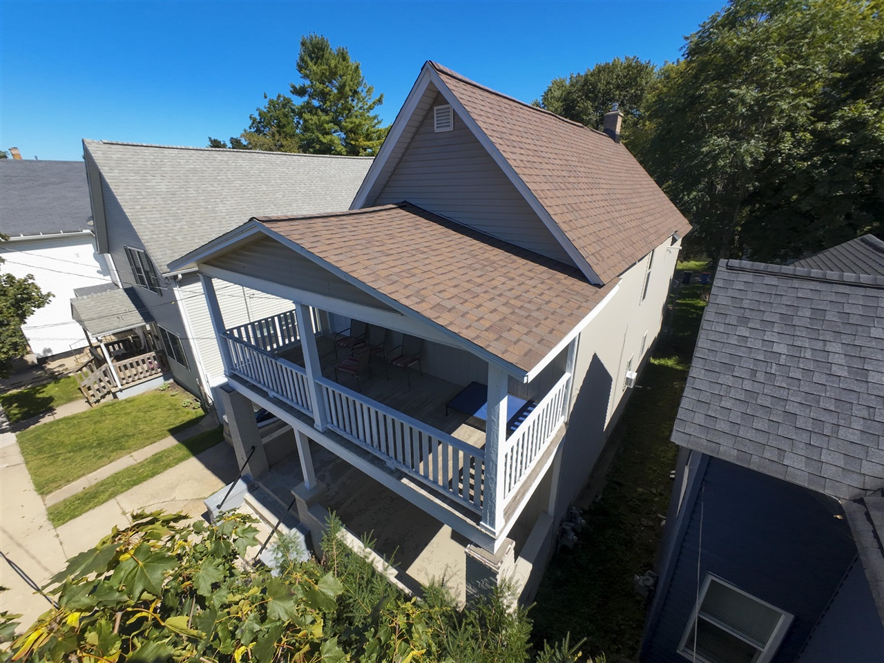 Photo 3 of Multi family home for sale at 818 Alpine Ave, Grand Rapids, MI 49504 | MLS# 70558813 | Listing updated on 2026-09-16