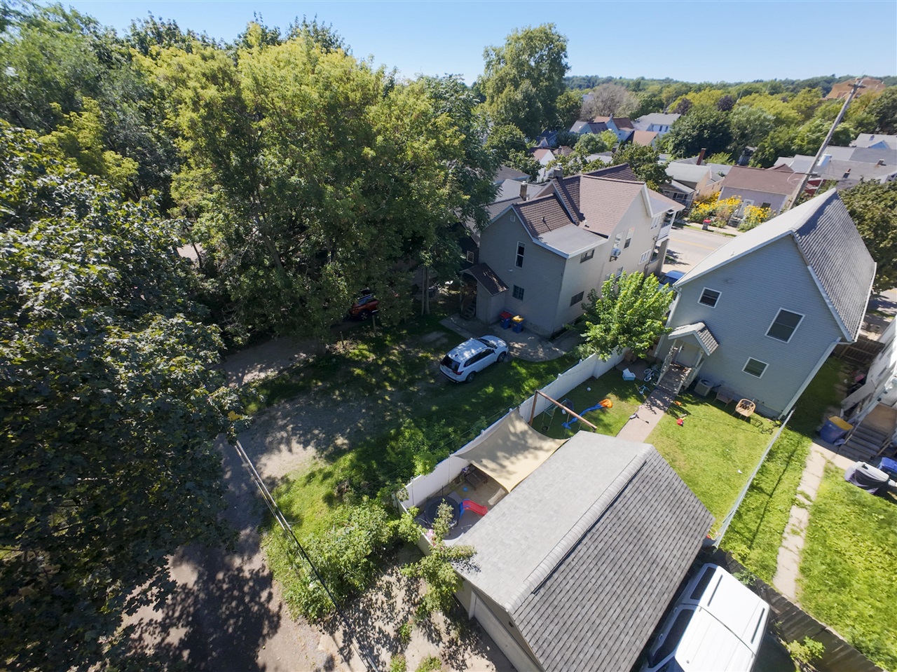 Photo 4 of Multi family home for sale at 818 Alpine Ave, Grand Rapids, MI 49504 | MLS# 70558813 | Listing updated on 2026-09-16