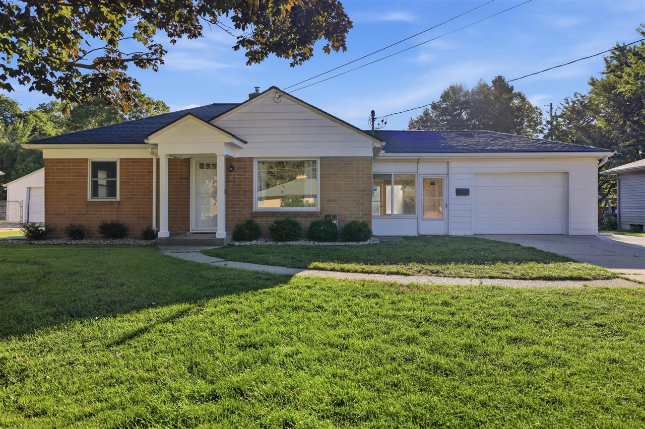 Photo 1 of Single family home for sale at 44 Covell Ave, Grand Rapids, MI 49504 | MLS# 70558819 | Listing updated on 2026-09-18