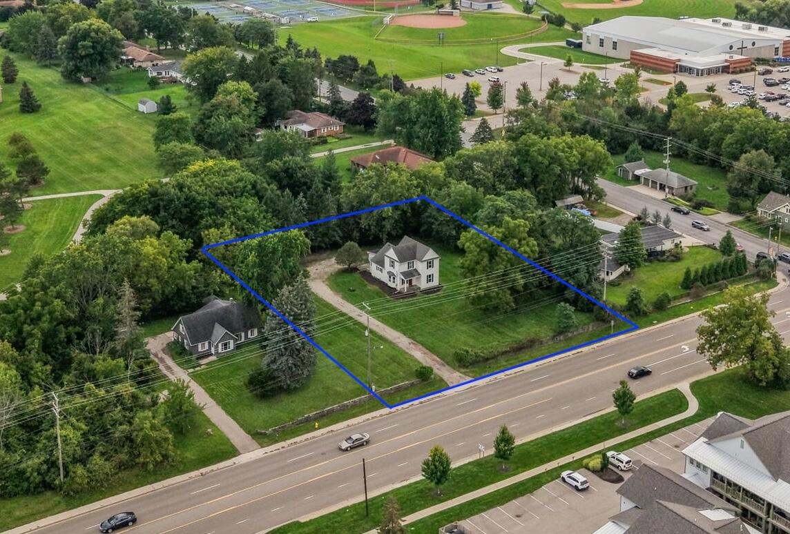 Photo 2 of Single family home for sale at 2836 Knapp St, Grand Rapids, MI 49525 | MLS# 70558823 | Listing updated on 2026-09-16