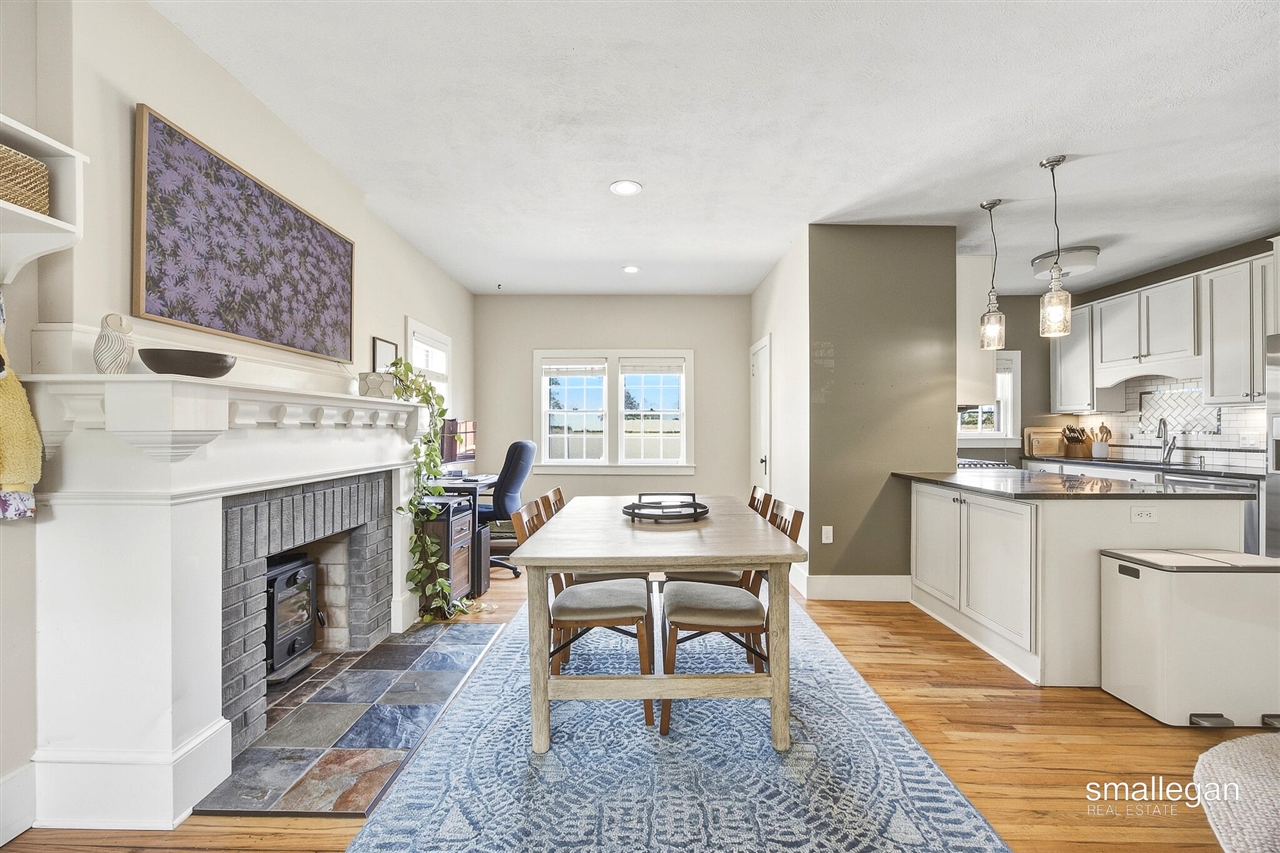 Photo 2 of Single family home for sale at 439 Lyon St, Grand Rapids, MI 49503 | MLS# 70558845 | Listing updated on 2026-09-16