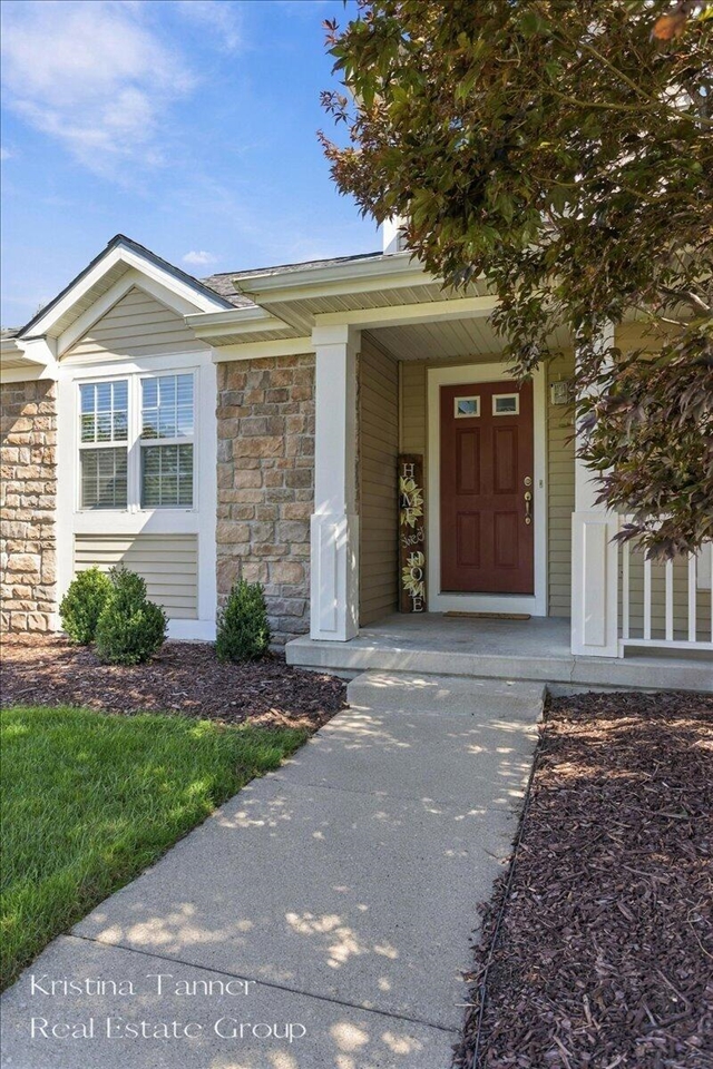 Photo 3 of Single family home for sale at 1172 Dogwood Meadows Dr, Ada, MI 49301 | MLS# 70558871 | Listing updated on 2026-09-28