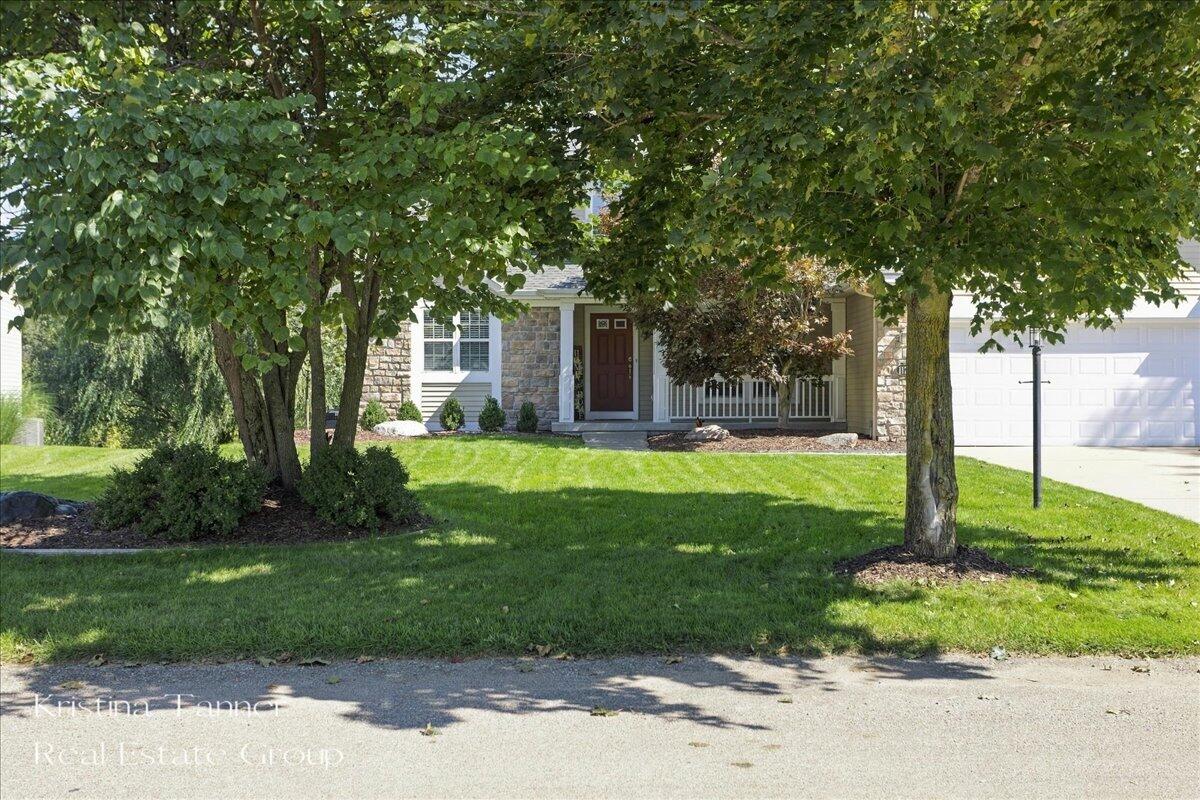 Photo 3 of Single family home for sale at 1172 Dogwood Meadows Dr, Ada, MI 49301 | MLS# 70558871 | Listing updated on 2026-09-28