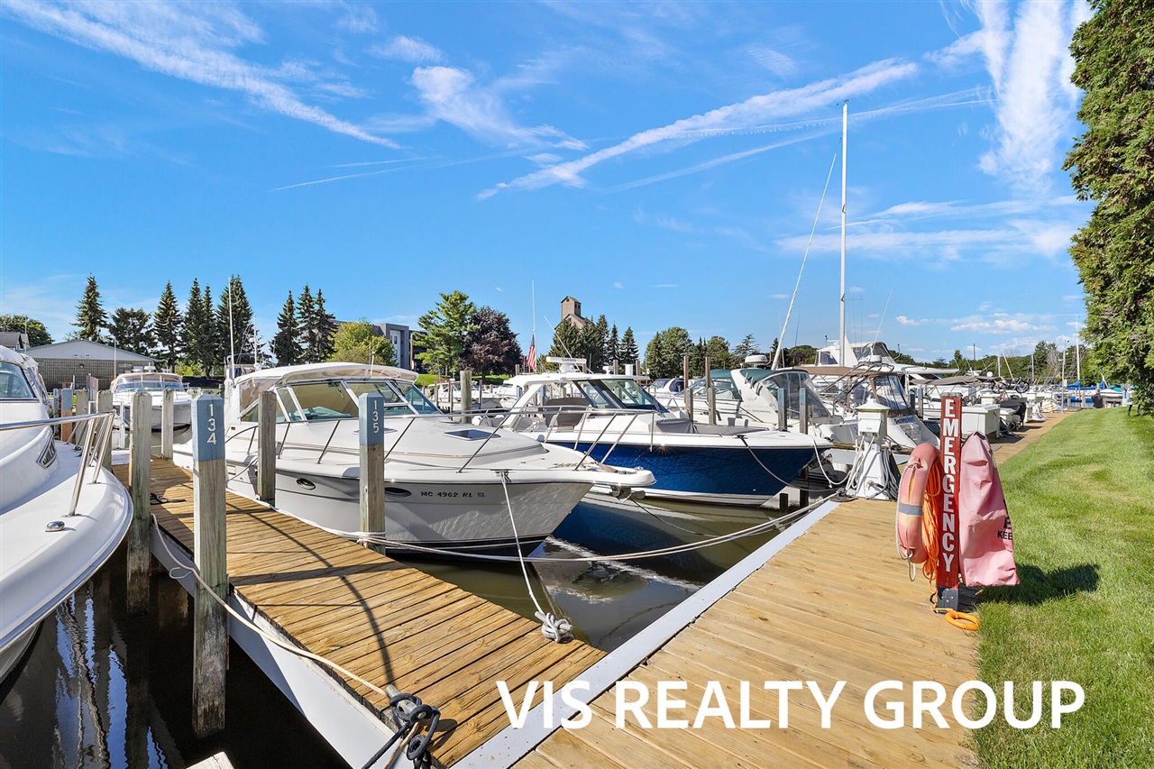 Photo 4 of House for sale at 135 Wharfside, Grand Haven, MI 49417 | MLS# 70558892 | Listing updated on 2026-09-17