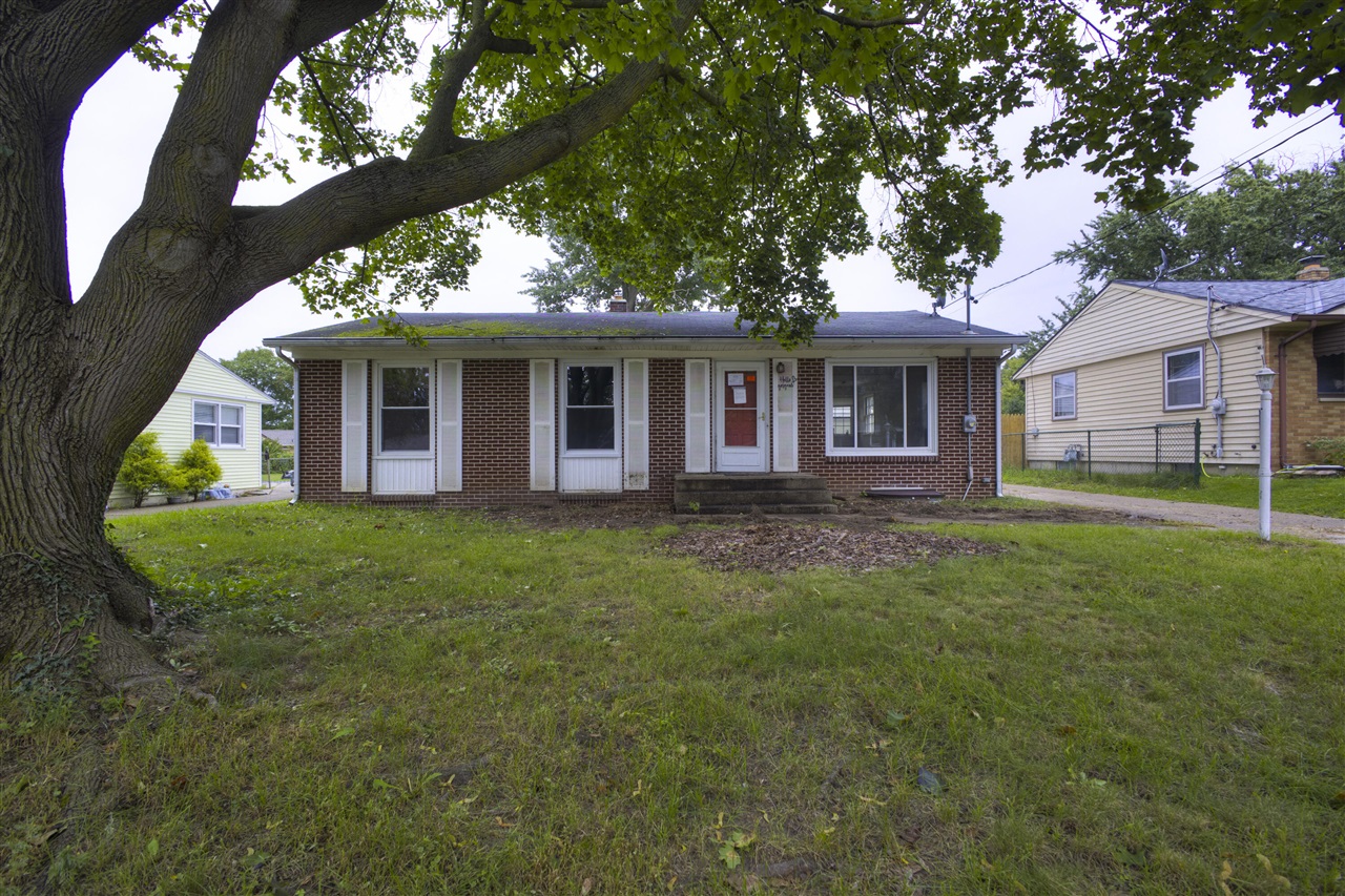 Photo 3 of Single family home for sale at 3714 Collingwood Ave, Wyoming, MI 49519 | MLS# 70558926 | Listing updated on 2026-09-18
