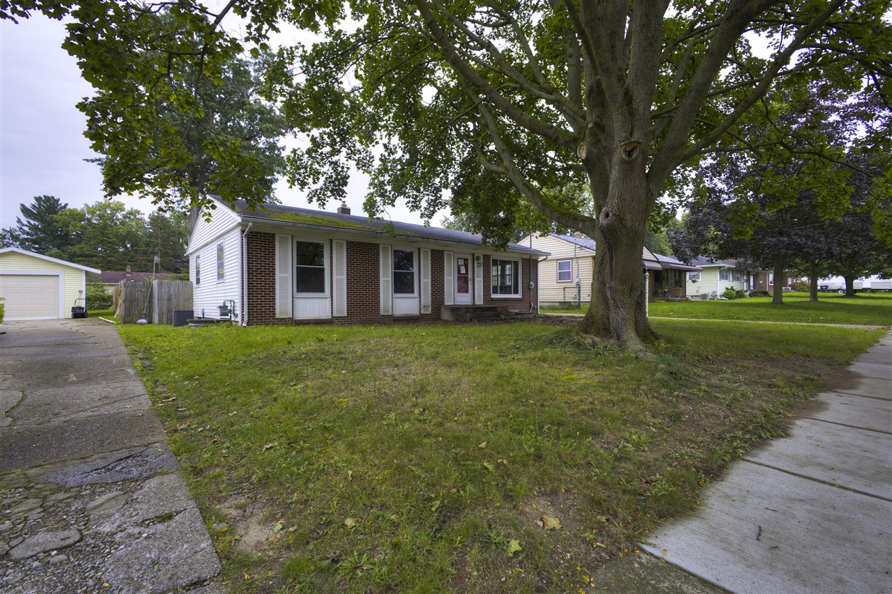 Photo 3 of Single family home for sale at 3714 Collingwood Ave, Wyoming, MI 49519 | MLS# 70558926 | Listing updated on 2026-09-18