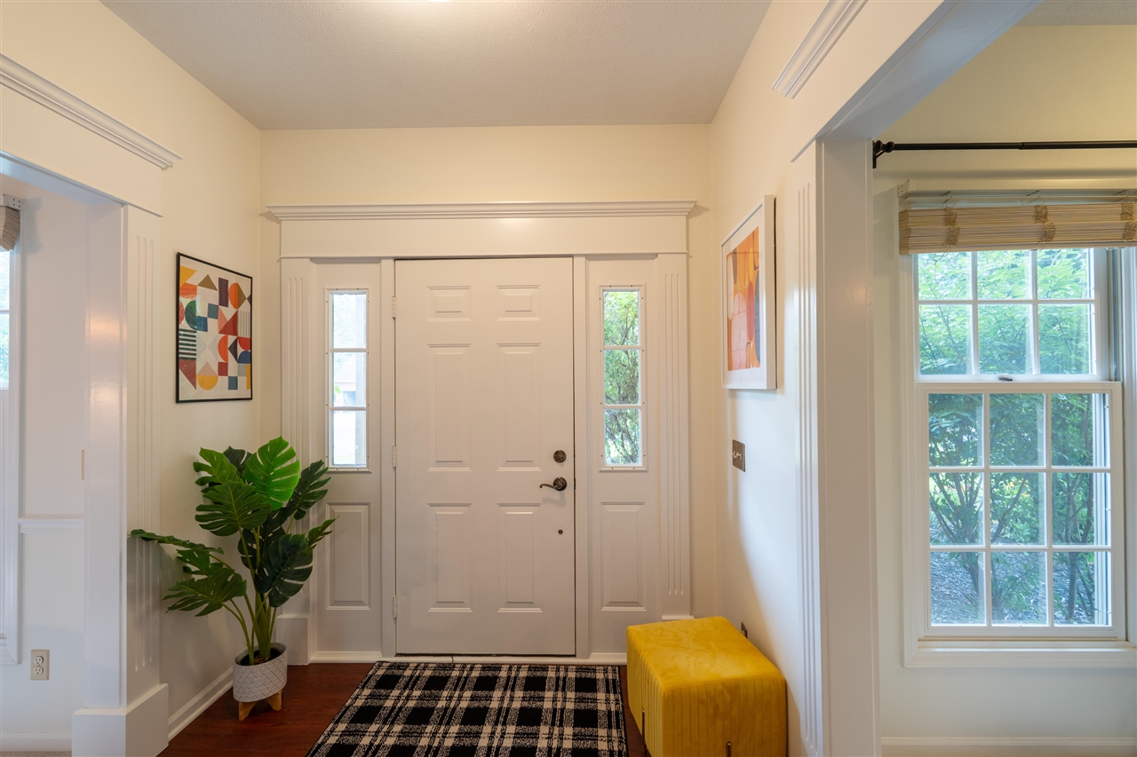 Photo 4 of Single family home for sale at 1621 Falcon Crst Dr, Grand Rapids, MI 49525 | MLS# 70558941 | Listing updated on 2026-09-17