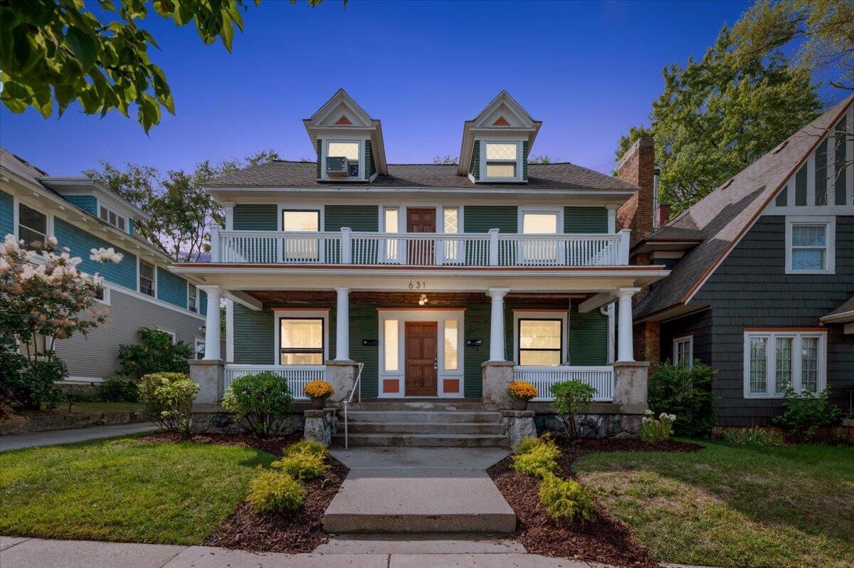 Photo 1 of Single family home for sale at 631 Paris Ave, Grand Rapids, MI 49503 | MLS# 70558991 | Listing updated on 2026-09-17