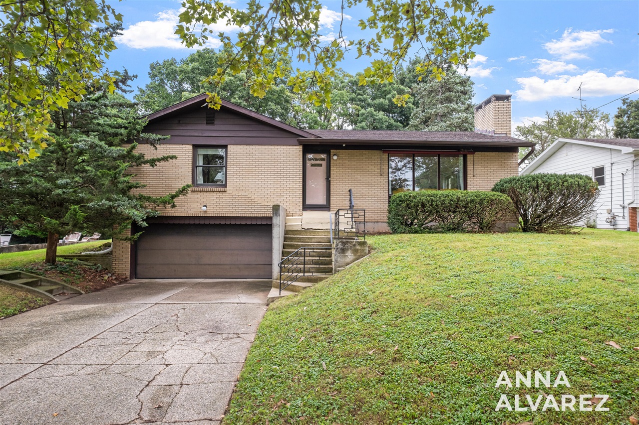 Photo 1 of Single family home for sale at 3404 Senora Ave, Grand Rapids, MI 49508 | MLS# 70559015 | Listing updated on 2026-09-18