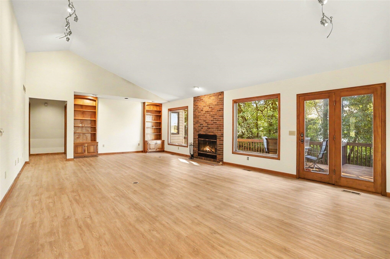 Listing Photo 4 - Condo for sale in building located at 7782 W Saint Andrews Cir, Portage, MI 49024