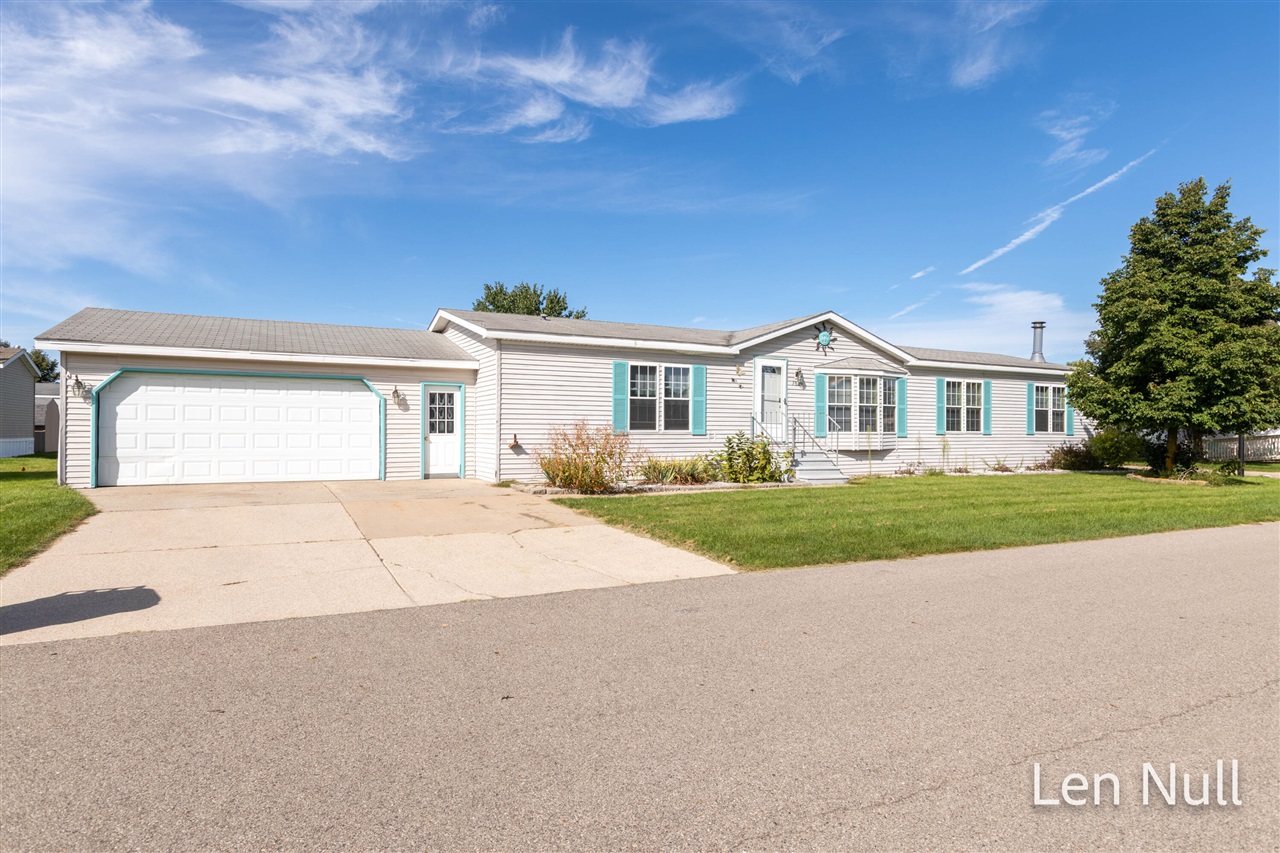 Photo 1 of Single family home for sale at 7529 Curry St, Caledonia, MI 49316 | MLS# 70559040 | Listing updated on 2026-09-17