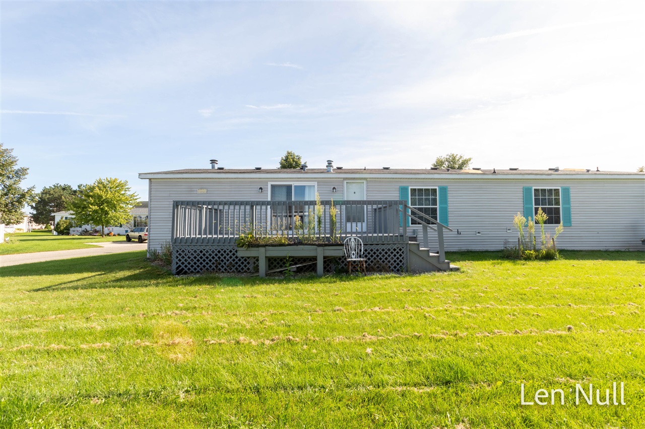 Photo 3 of Single family home for sale at 7529 Curry St, Caledonia, MI 49316 | MLS# 70559040 | Listing updated on 2026-09-17