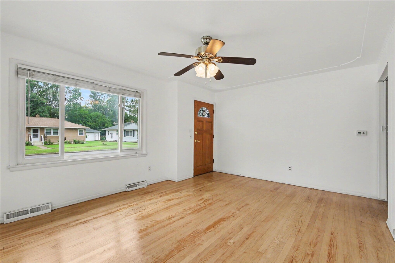 Photo 3 of Single family home for sale at 2146 Godfrey Ave, Wyoming, MI 49509 | MLS# 70559053 | Listing updated on 2026-09-19