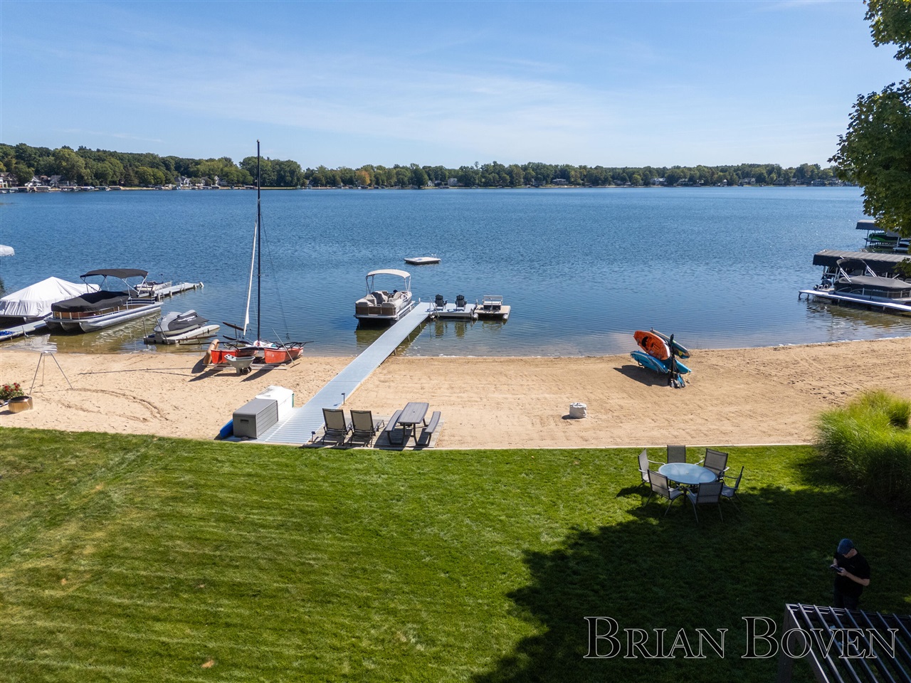 Photo 2 of Single family home for sale at 7080 Silver Lake Dr, Rockford, MI 49341 | MLS# 70559056 | Listing updated on 2026-09-17