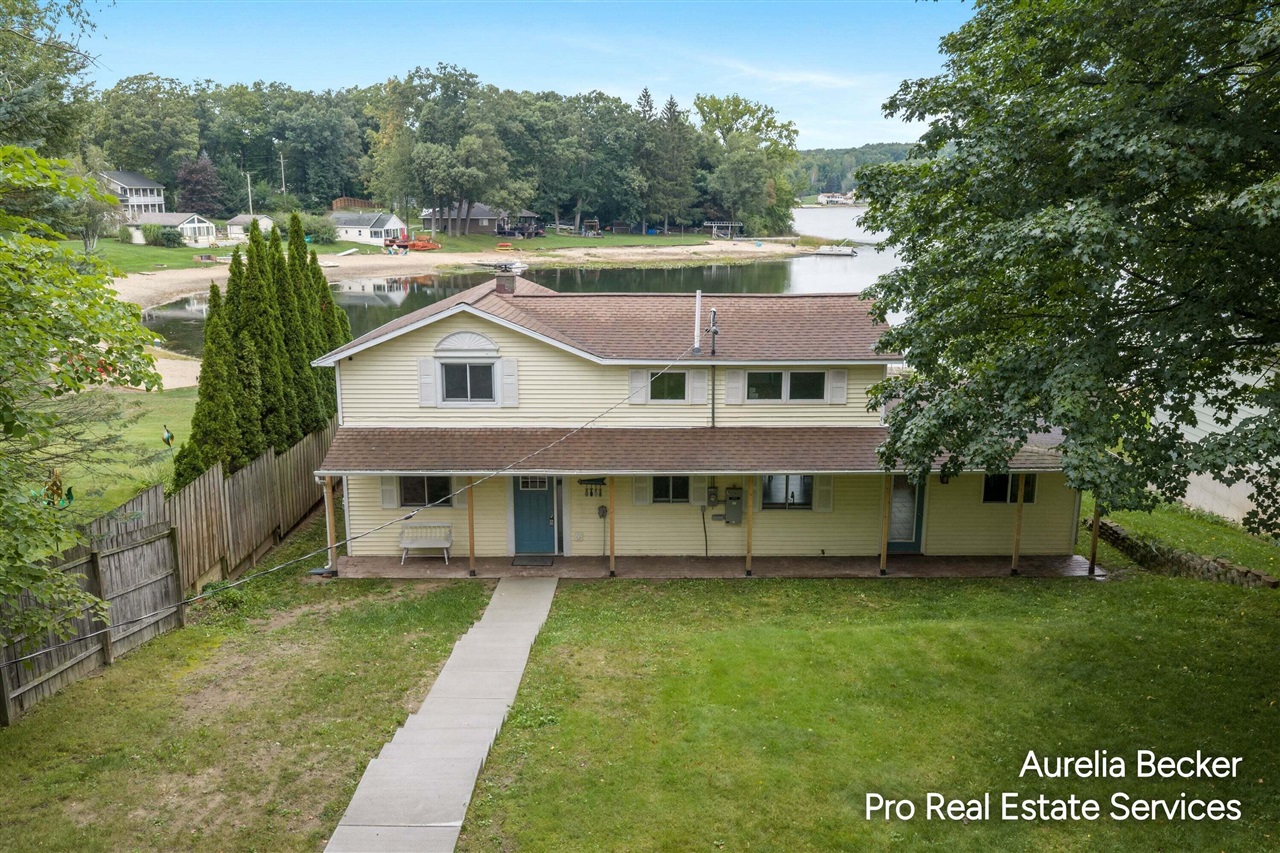 Photo 3 of Single family home for sale at 13555 Sunset Shrs Dr, Cedar Springs, MI 49319 | MLS# 70559058 | Listing updated on 2026-09-16