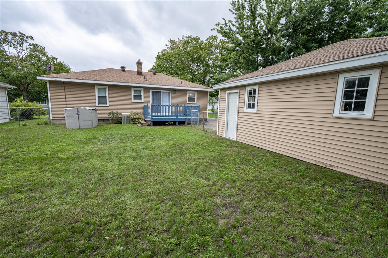 Photo 4 of Single family home for sale at 3134 Englehurst Ave, Grand Rapids, MI 49548 | MLS# 70559070 | Listing updated on 2026-09-17