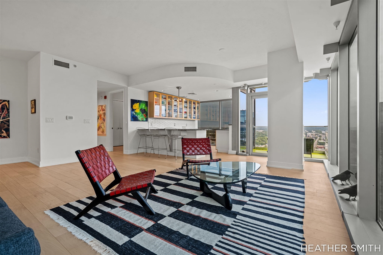 Photo 2 of Condo for sale at 335 Bridge St #2201, Grand Rapids, MI 49504 | MLS# 70559102 | Listing updated on 2026-09-18