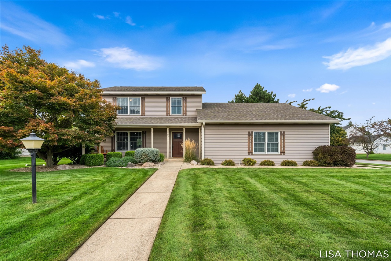 Single family home for sale at 2311 Old Dominion Ct, Grand Rapids, MI 49508 | MLS# 70559104