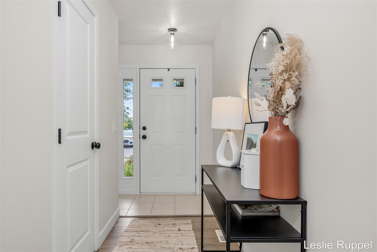 Listing Photo 4 - Condo for sale in building located at 7575 Sierrafield Dr, Byron Center, MI 49315