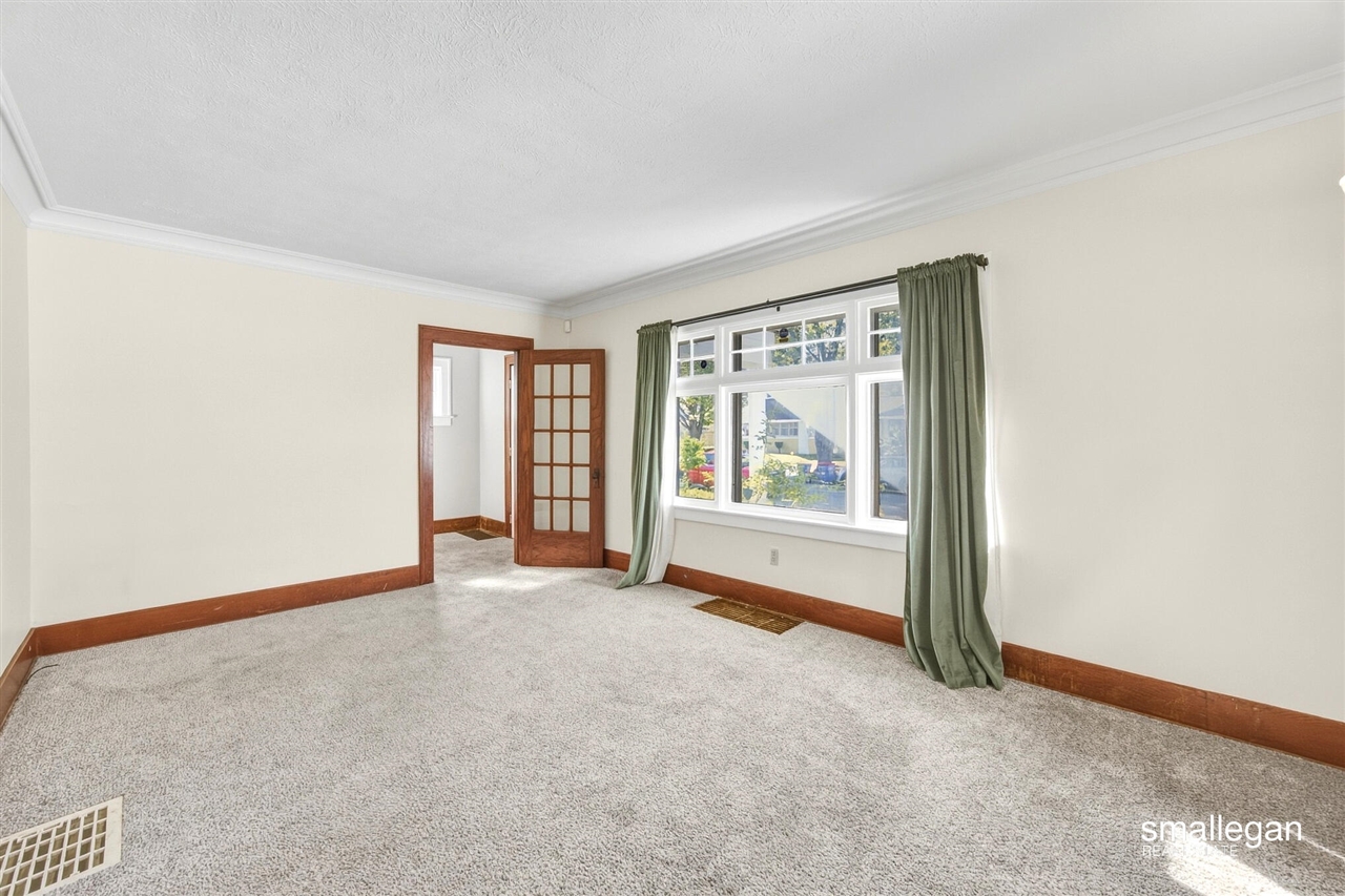Photo 3 of Single family home for sale at 545 Ardmore St, Grand Rapids, MI 49507 | MLS# 70559142 | Listing updated on 2026-09-18