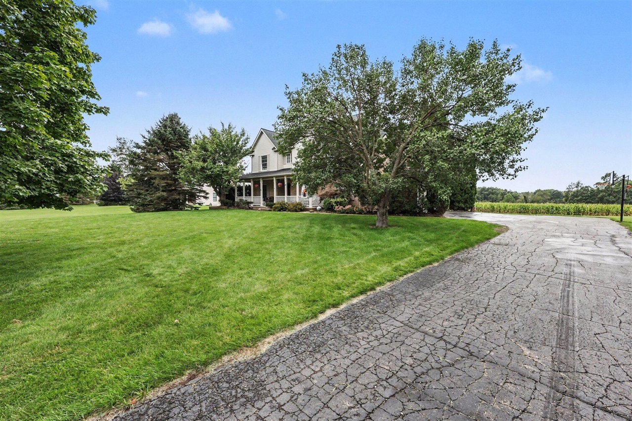 Photo 2 of Single family home for sale at 8463 Trl Ridge, Dexter, MI 48130 | MLS# 70559152 | Listing updated on 2026-09-17