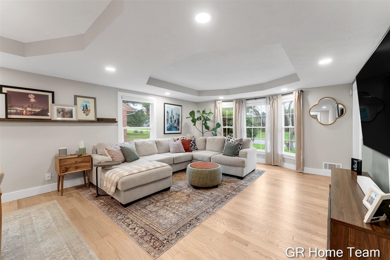Photo 3 of Single family home for sale at 1619 Millbrook St, Grand Rapids, MI 49508 | MLS# 70559154 | Listing updated on 2026-09-17