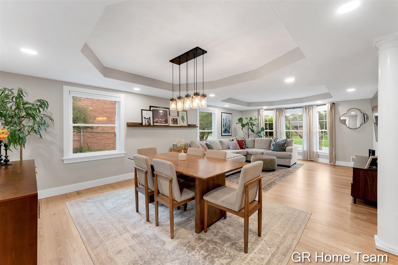 Photo 4 of Single family home for sale at 1619 Millbrook St, Grand Rapids, MI 49508 | MLS# 70559154 | Listing updated on 2026-09-17