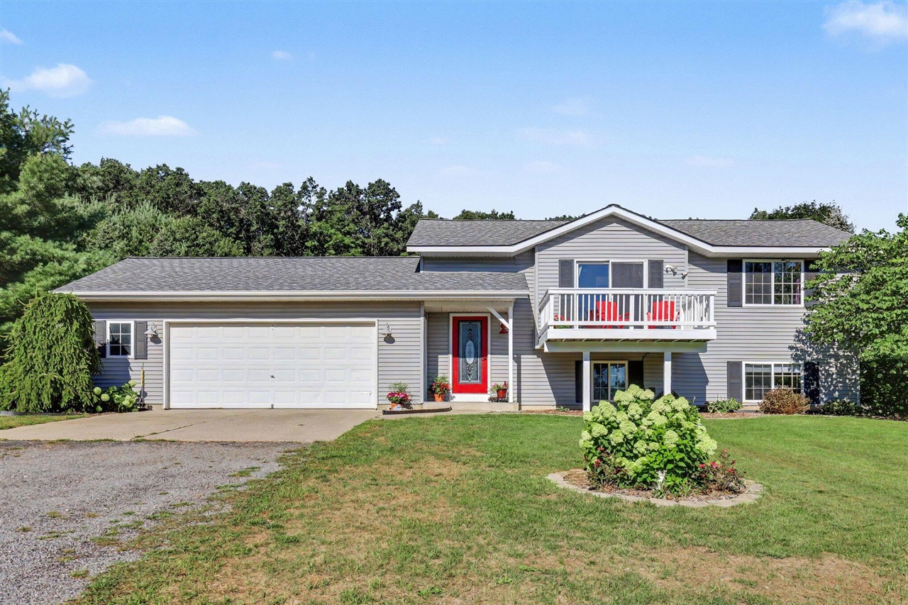 Photo 1 of Sale Pending at 13955 Pine Lake Ave, Cedar Springs, MI 49319 | MLS# 70559196 | Listing updated on 2026-09-23