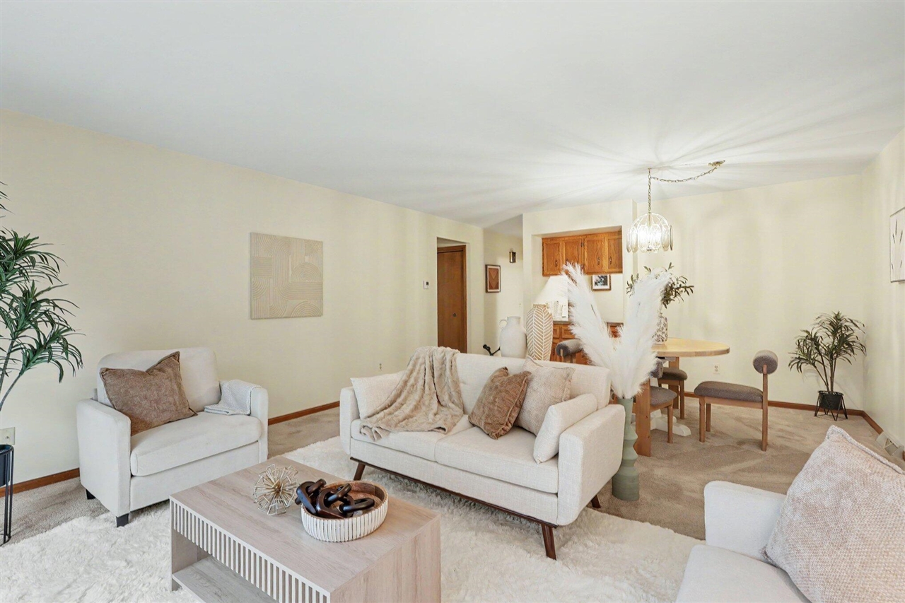 Photo 3 of Condo for sale at 2130 Cranbrook Dr, Grand Rapids, MI 49505 | MLS# 70559232 | Listing updated on 2026-09-18