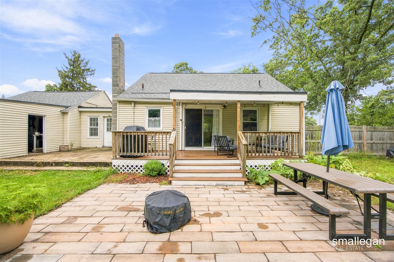 Photo 3 of Single family home for sale at 1374 36th Street, Grand Rapids, MI 49508 | MLS# 70559248 | Listing updated on 2026-09-17
