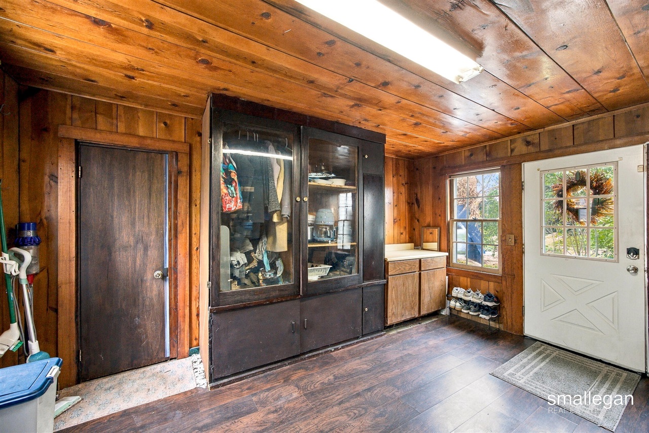 Photo 4 of Single family home for sale at 1374 36th Street, Grand Rapids, MI 49508 | MLS# 70559248 | Listing updated on 2026-09-17