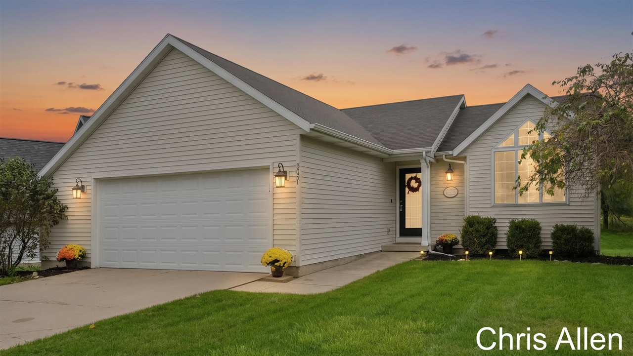 Single family home for sale at 3051 Woodglen St, Grand Rapids, MI 49504 | MLS# 70559262