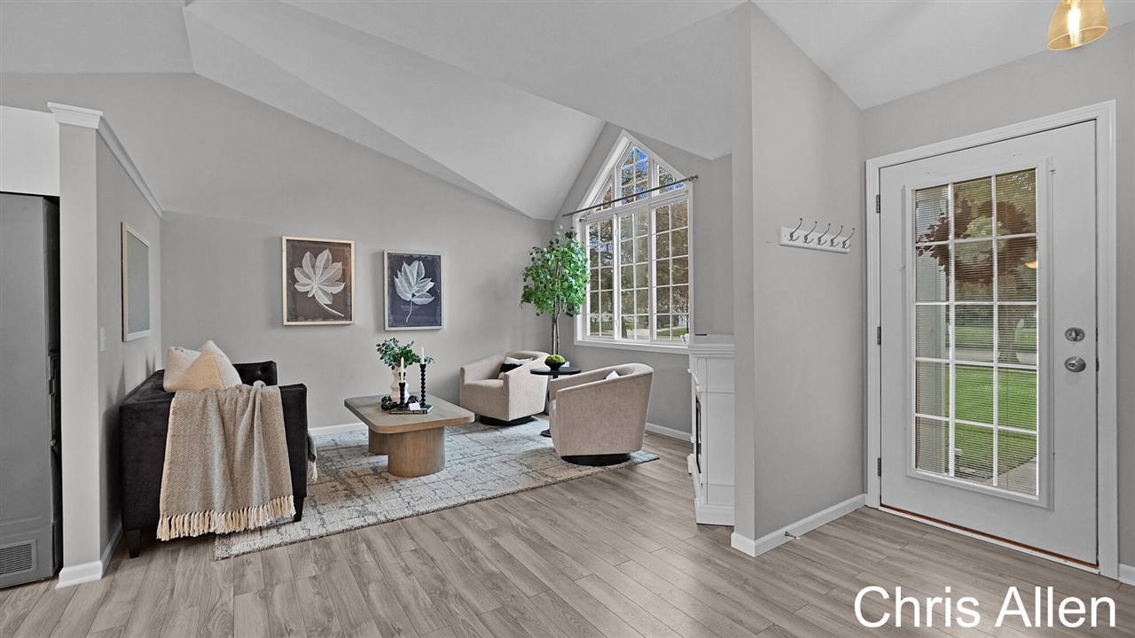 Photo 4 of Single family home for sale at 3051 Woodglen St, Grand Rapids, MI 49504 | MLS# 70559262 | Listing updated on 2026-09-18