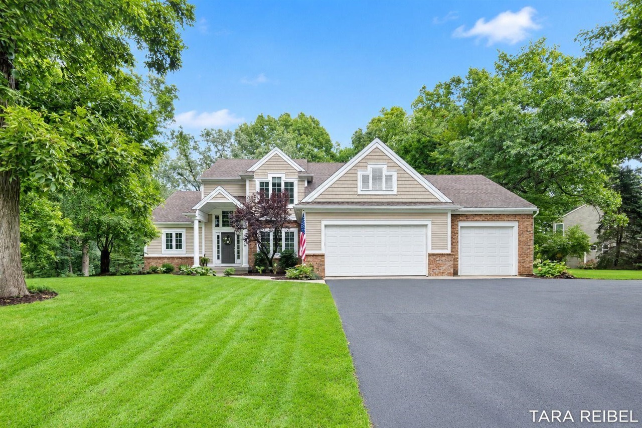 Single family home for sale at 4320 Trail E Dr, Ada, MI 49301 | MLS# 70559335