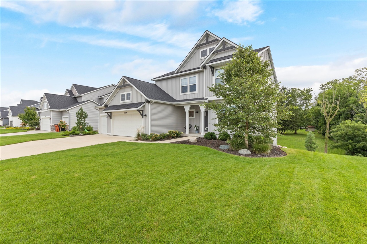 Photo 2 of Sale Pending at 6664 Inwood Ridge Dr, Rockford, MI 49341 | MLS# 70559355 | Listing updated on 2026-10-01