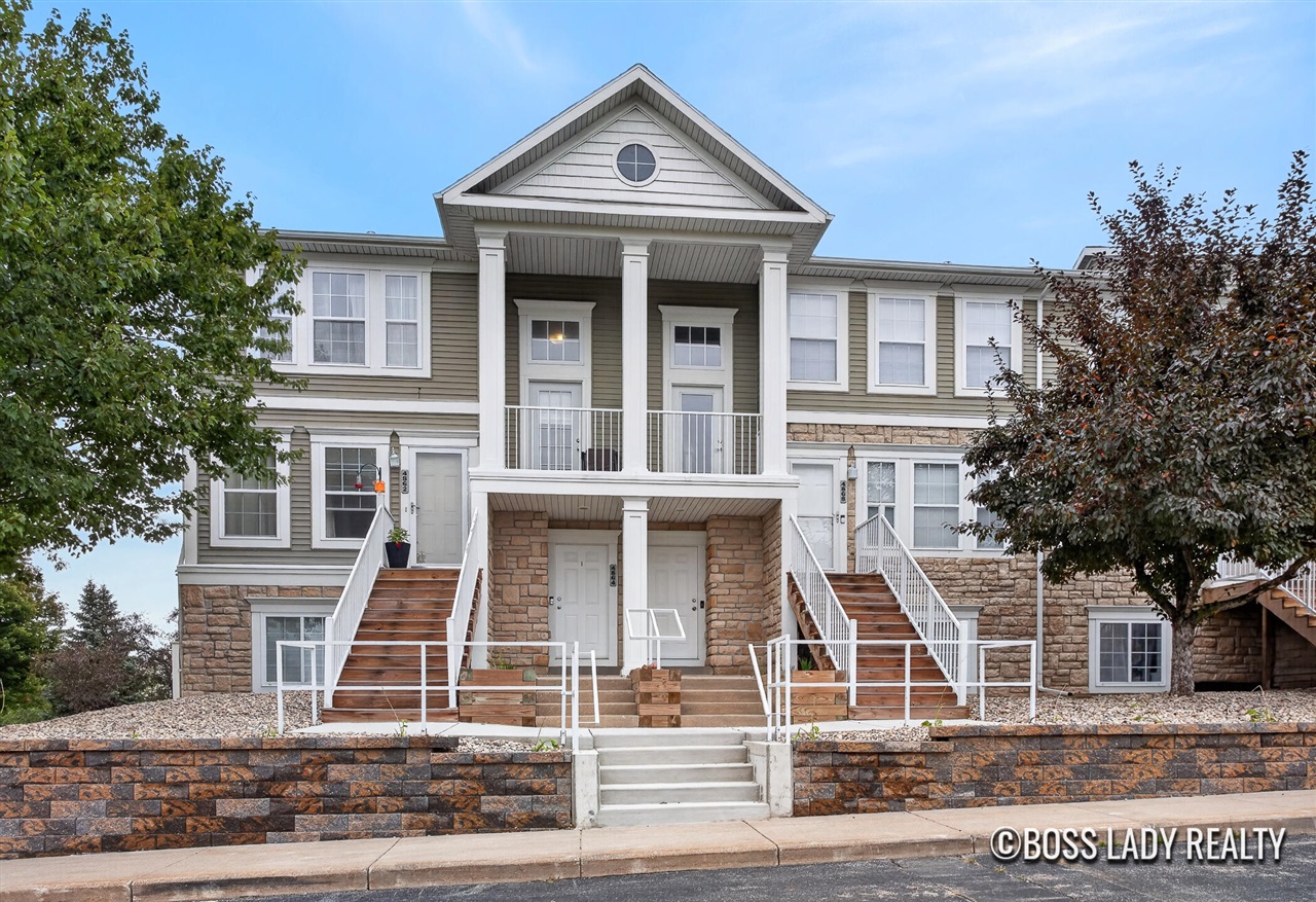 Photo 1 of Condo for sale at 4864 Ausable River Dr #4864, Grandville, MI 49418 | MLS# 70559368 | Listing updated on 2026-09-18