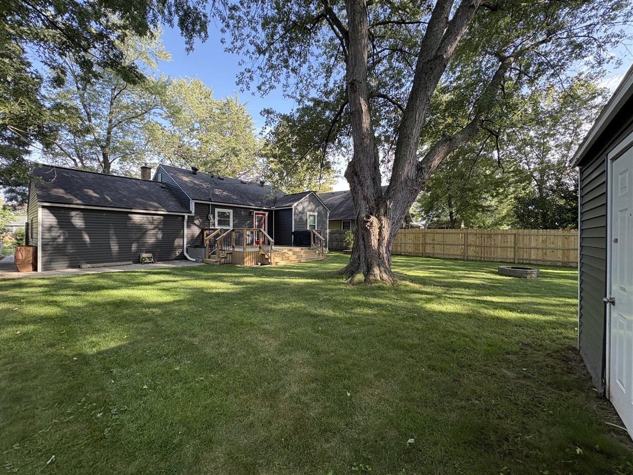 Photo 2 of Single family home for sale at 511 Clayton Ave, Grand Rapids, MI 49534 | MLS# 70559403 | Listing updated on 2026-09-18