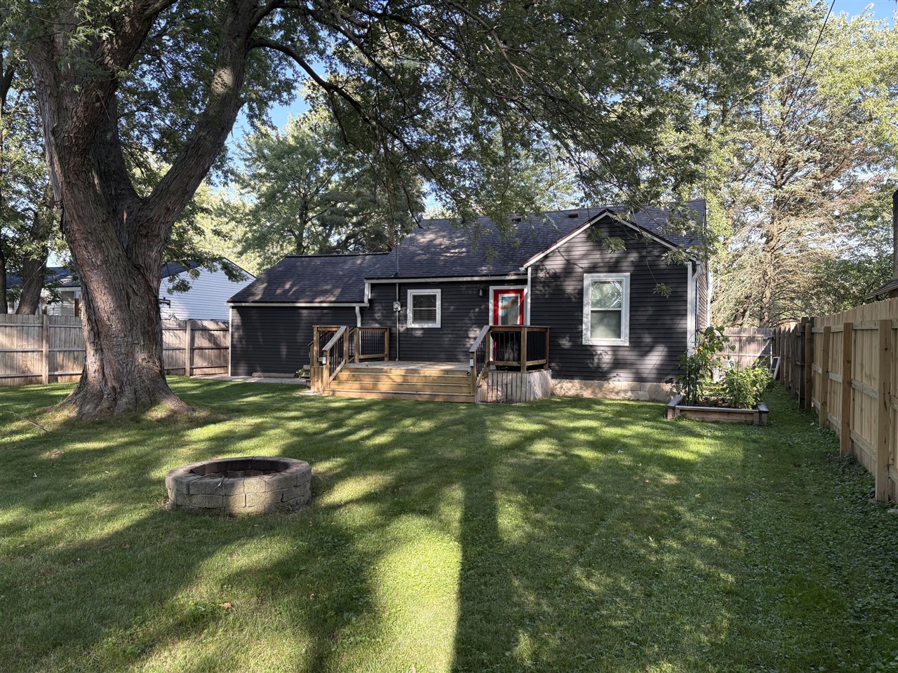 Photo 3 of Single family home for sale at 511 Clayton Ave, Grand Rapids, MI 49534 | MLS# 70559403 | Listing updated on 2026-09-18