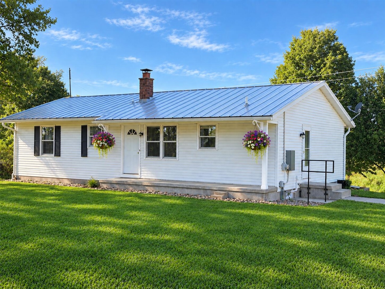 Photo 4 of Single family home for sale at 1615 Pettis Ave, Ada, MI 49301 | MLS# 70559410 | Listing updated on 2026-09-18