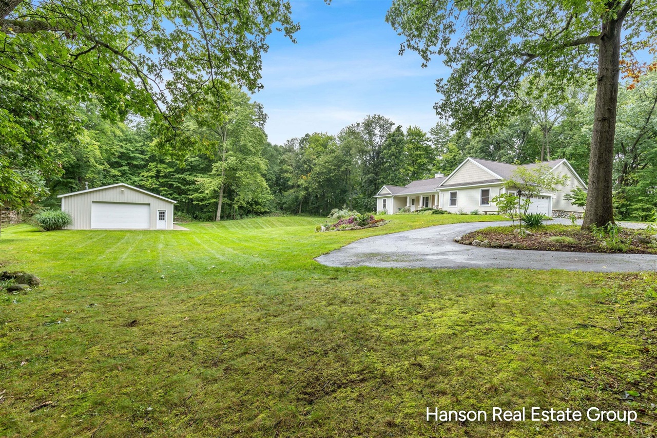 Photo 3 of Single family home for sale at 1675 Parnell Ave, Ada, MI 49301 | MLS# 70559433 | Listing updated on 2026-09-18
