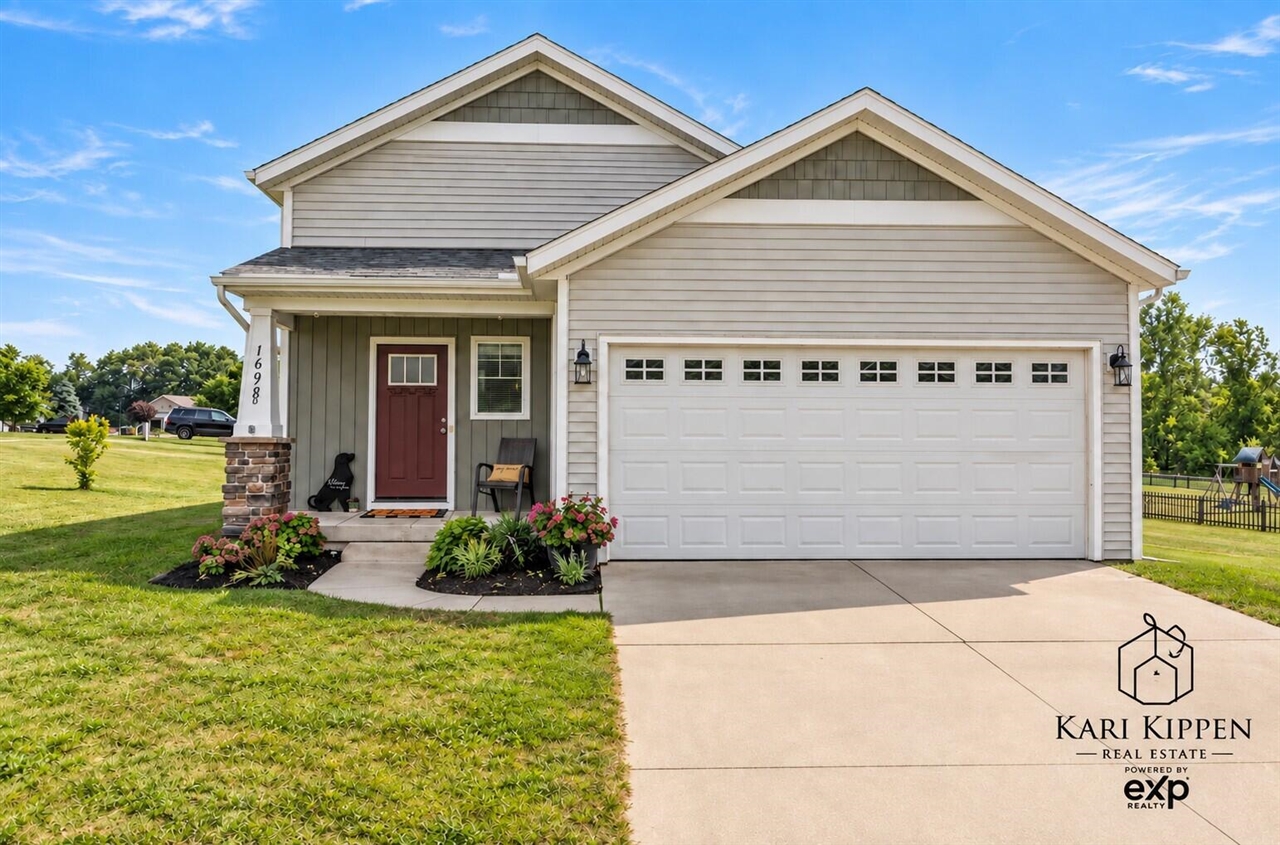 Photo 1 of Single family home for sale at 1698 Trent Ridge Ct, Cedar Springs, MI 49319 | MLS# 70559456 | Listing updated on 2026-09-23