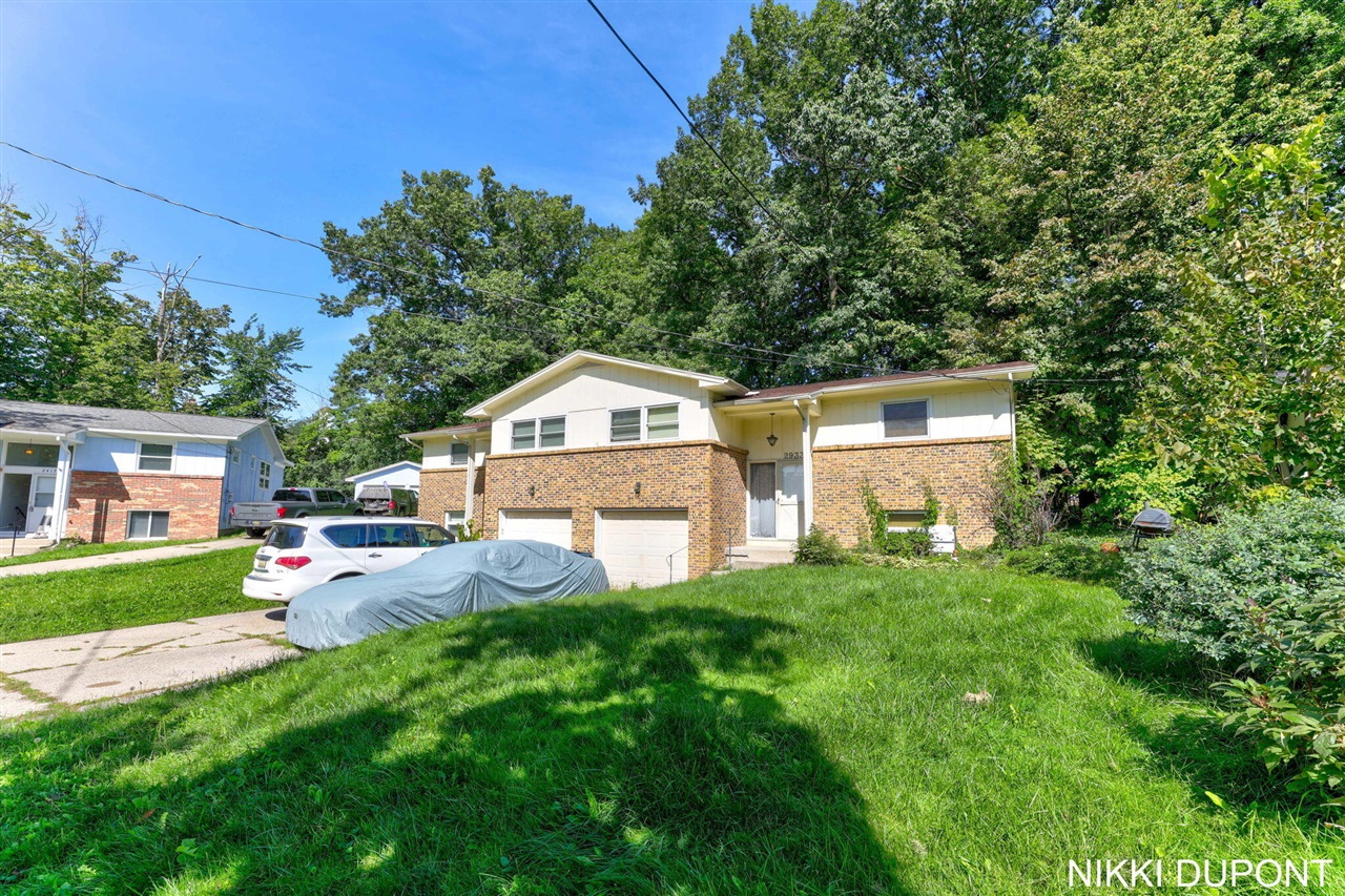 Photo 3 of Multi family home for sale at 2931 2933 Okemos Dr, Grand Rapids, MI 49546 | MLS# 70559473 | Listing updated on 2026-09-18