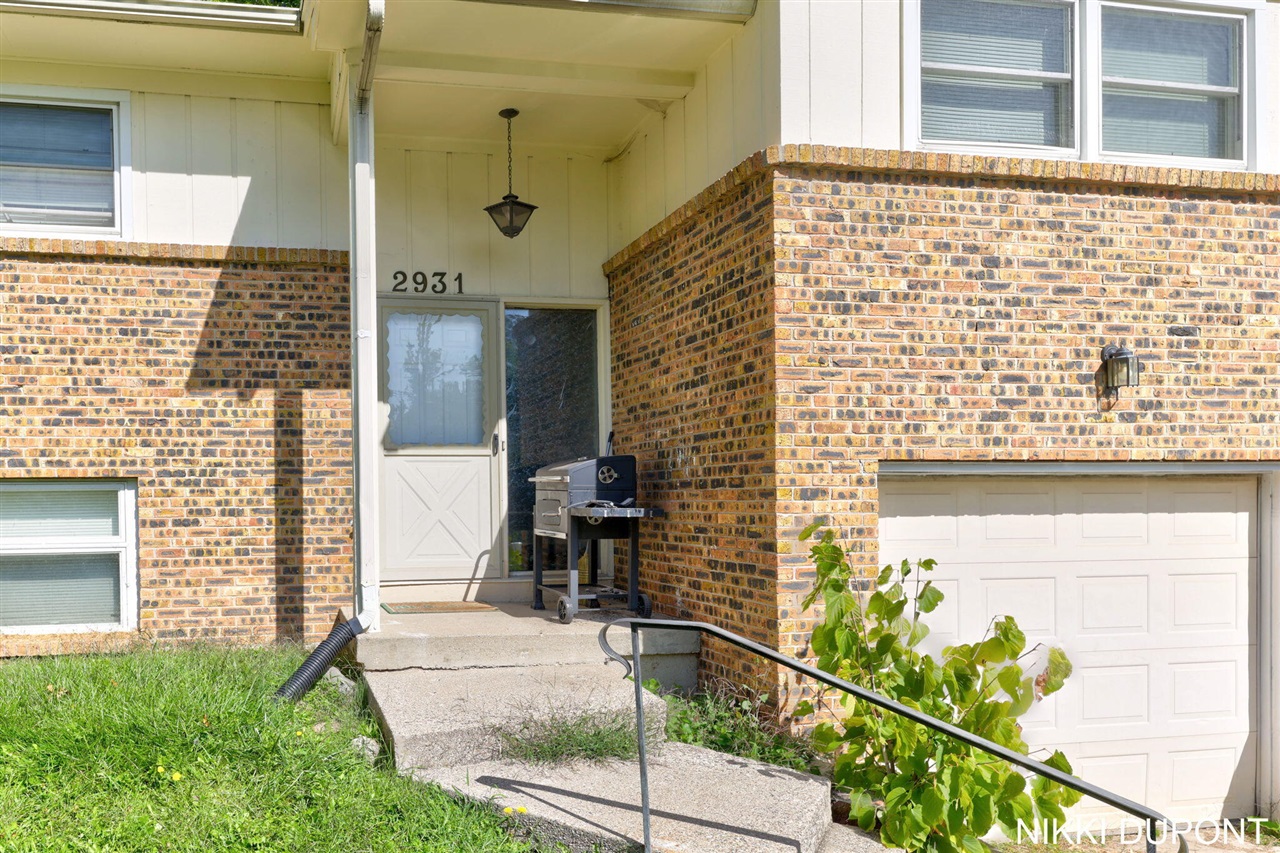 Photo 4 of Multi family home for sale at 2931-2933 Okemos Dr, Grand Rapids, MI 49546 | MLS# 70559473 | Listing updated on 2026-09-18